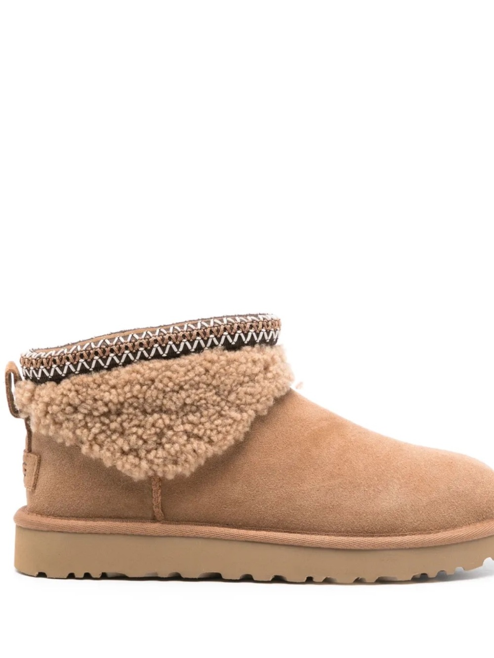 New UGG Classic Ultra Mini Maxi Curly Boots
